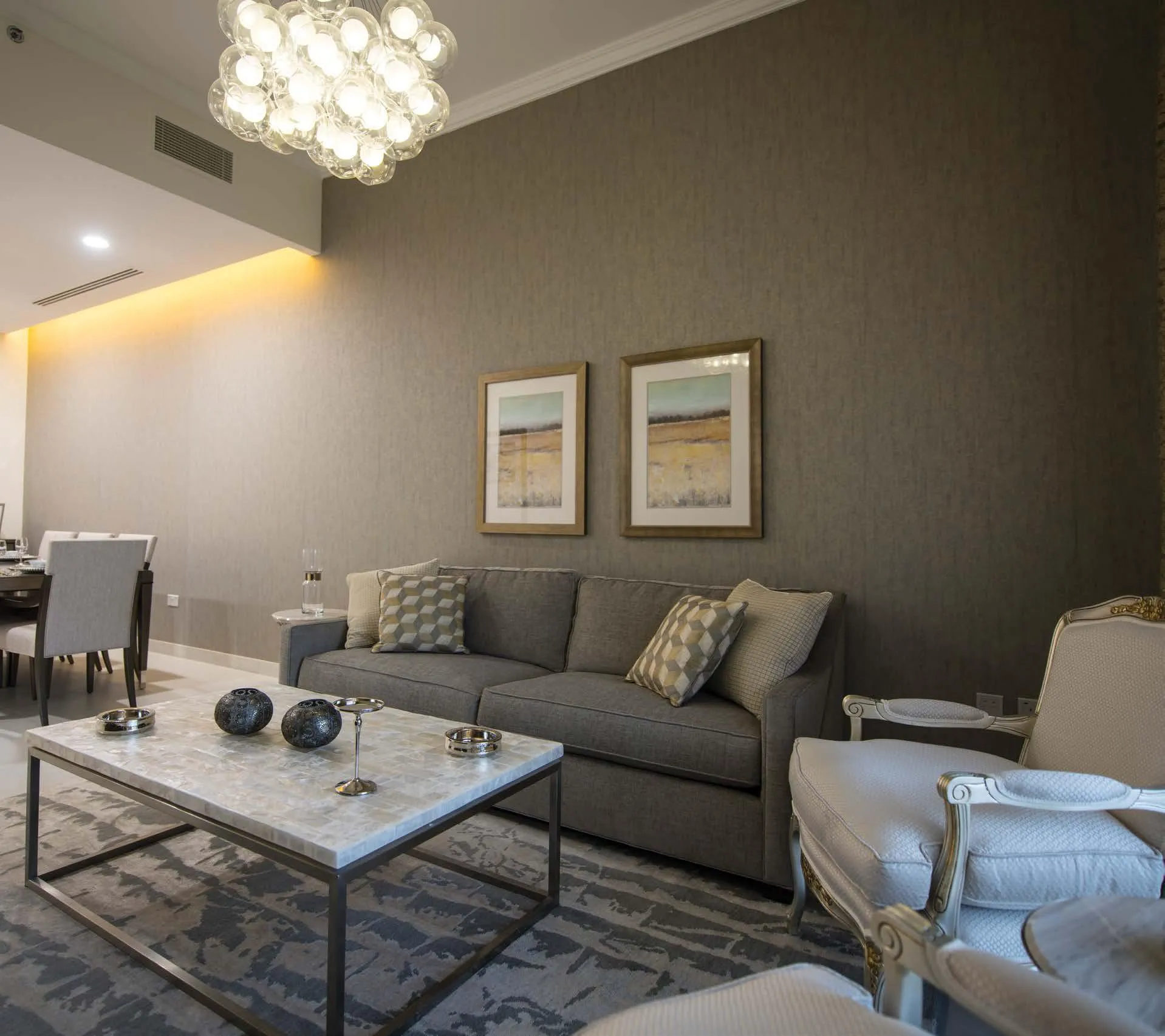 Janayen Avenue - Image 6