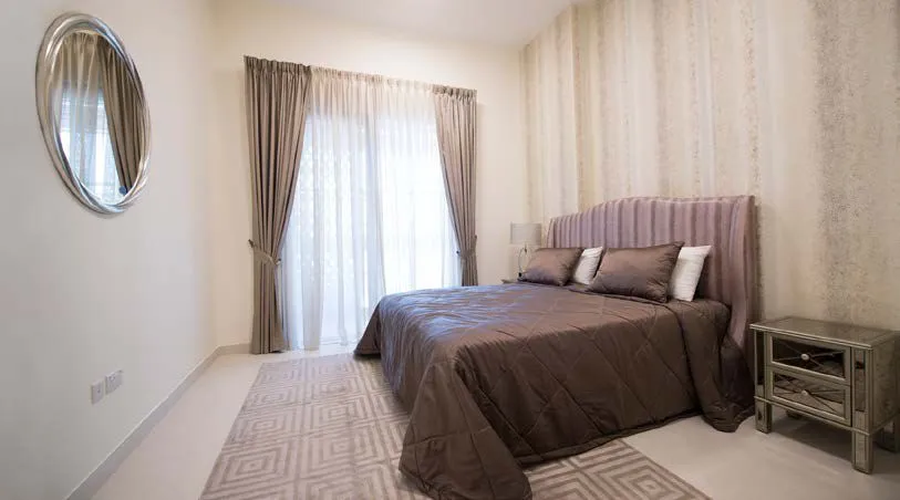 Janayen Avenue - Image 4
