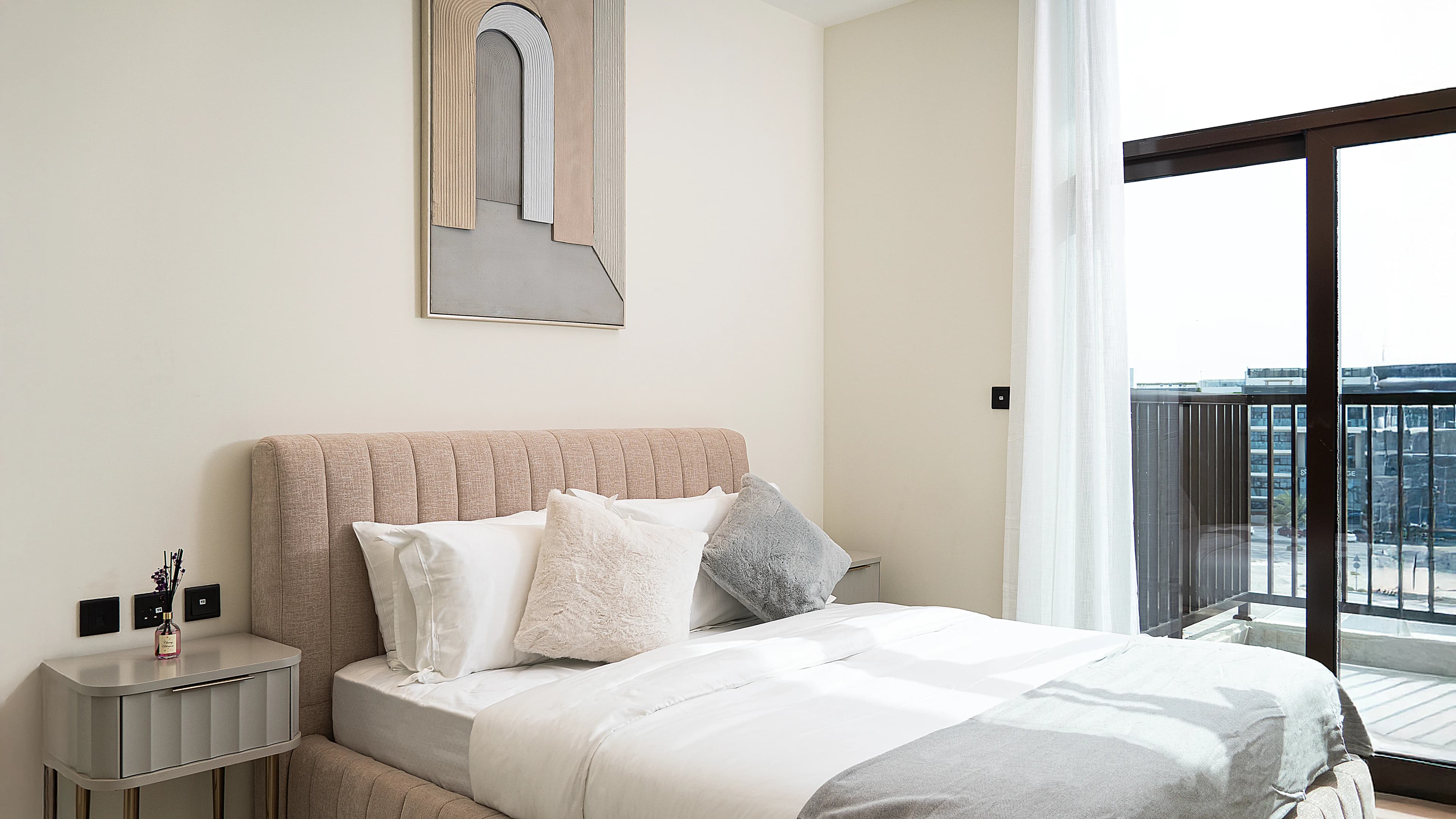 RR Residence - Image 6